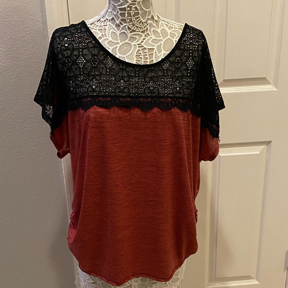 Women’s plus size 2X top